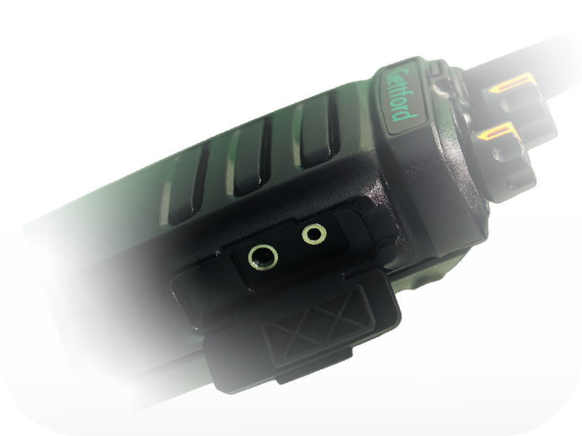 Conector de micrófono y altavoz